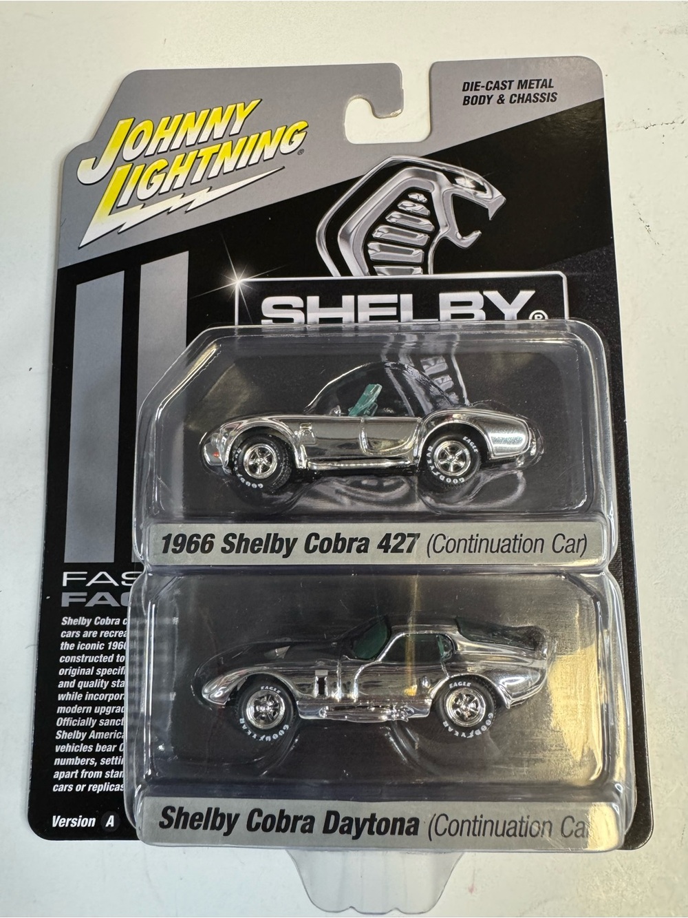 Johnny Lightning 1966 Shelby Cobra 427 & Shelby Cobra Daytona(Continuation Cars)